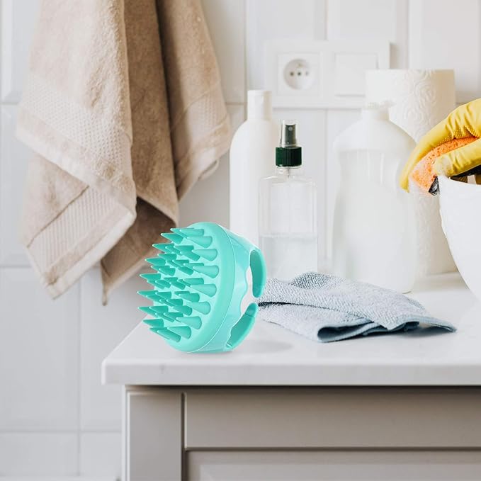 BTYMS Hair Shampoo Brush, Scalp Massager Silicone Scalp Scrubber Hair Washing Brush - Green