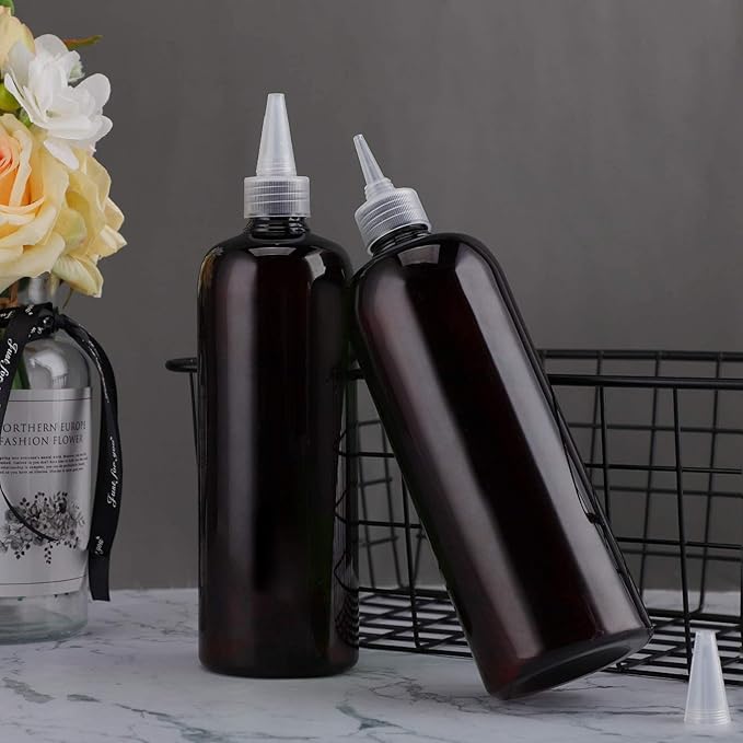 Segbeauty 16.9oz Amber Squeeze Bottles, 2 Packs 500ml Refillable Hair Dye Applicator Bottles with Twist Top Cap Tip, PET Brown Colored Angled Tip Plastic Empty Dyeing Tool for Hair Color Hairdressing