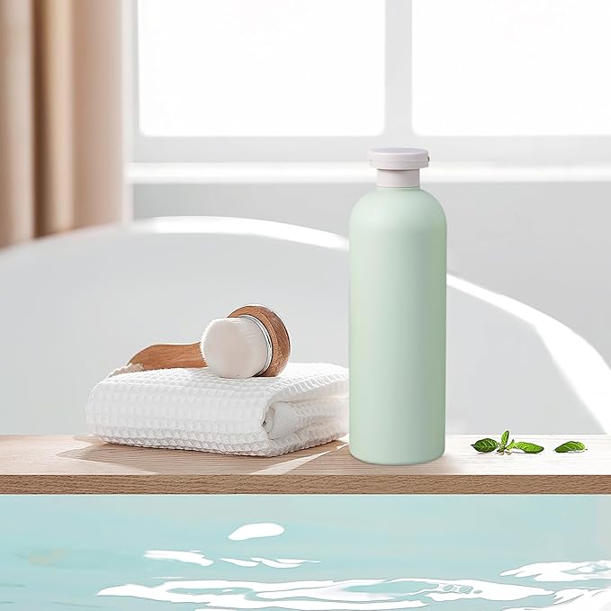 13.5 oz Plastic Travel Shampoo Bottles, Refillable Flip Cap Squeeze Bottles for Toiletries, Large Leakage-proof Travel Shampoo and Conditioner Container (Blue and Green)