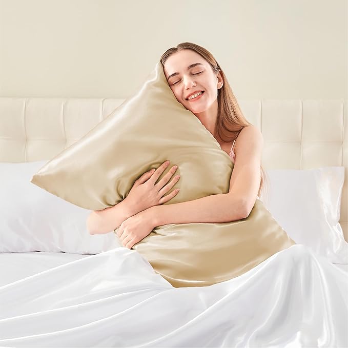 BEDELITE Satin Pillowcase with Zipper 2 Pack, Champagne Pillow Cases Standard Size, Super Soft and Cooling Similar to Silk Pillow Cases, Gift for Women Men(20x26 Inches)