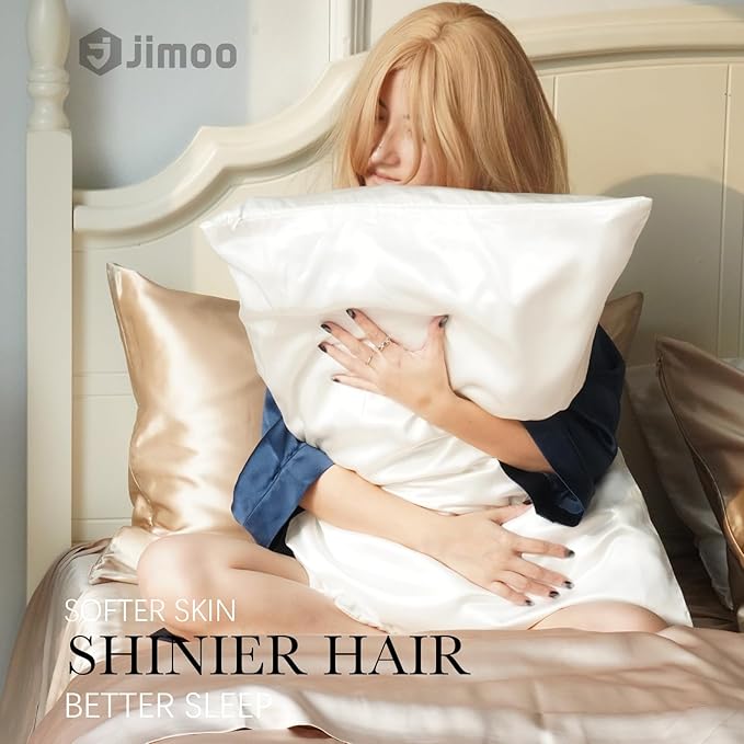 100% Mulberry Silk Pillowcase for Hair and Skin, 22 Momme Pure Natural Silk Pillow Case Both Sided with Zipper, Pillow Cover for Women Mom Men (White, Standard 20''×26'', 1 Pack)