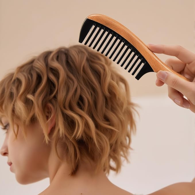 Onedor Buffalo Horn Handmade 100% Natural Green Sandalwood Hair Comb - Anti-Static Sandalwood Scent Natural Hair Detangler Wooden Comb (Wide Tooth)