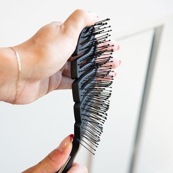 FRAMAR Vented Hair Brush For Women – Flex Brush, Wet Hair Brush Detangler, Wet Hairbrush For Women, Detangle Brush, Brushes For Hair, Hairbrushes – Vented Design For Faster Drying Time - Black