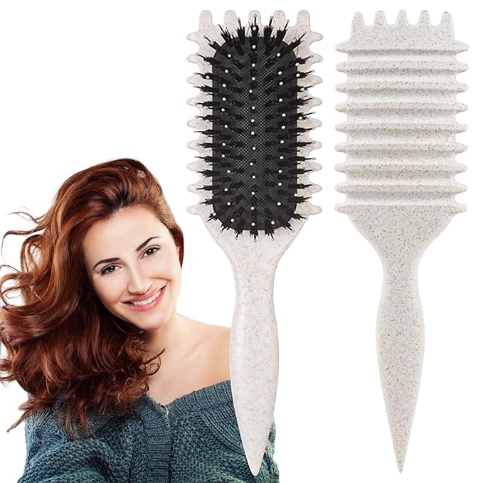 Curl Defining Brush, 1 PCS Curly Hair Brush, Brush for Curly Hair, for Combing and Shaping Men's and Women's Curls to Reduce Pulling (Beige)