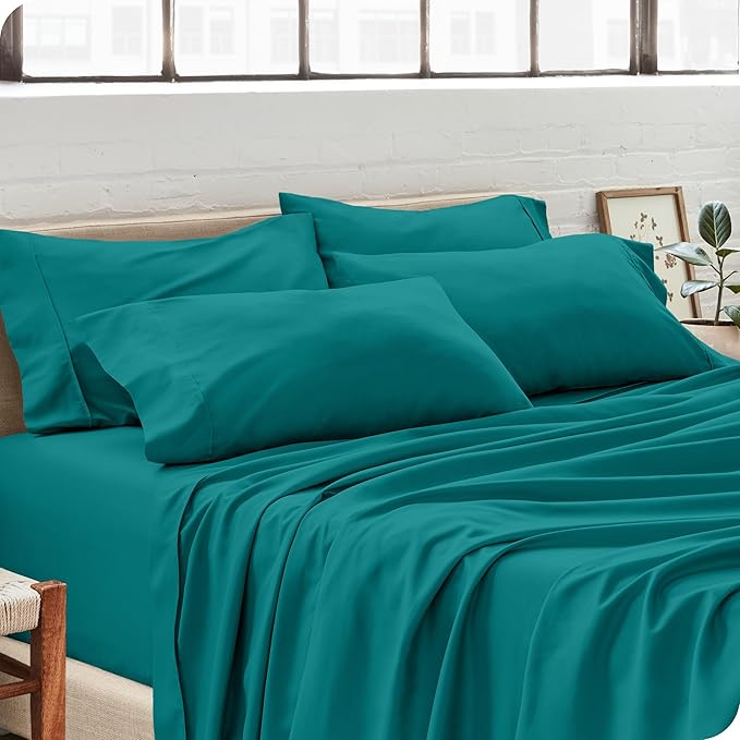 Bare Home Microfiber Bulk Pillow Cases - Standard/Queen Size Set of 4 - Cooling Pillowcases - Double Brushed - Emerald Pillowcases 4 Pack - Easy Care (Standard - 4 Pack, Emerald)