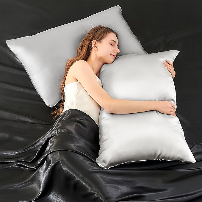 INFIIXSO Mulberry Silk Pillowcase for Hair and Skin, Silk Pillow Cases Standard Size with Hidden Zipper 20x26 Inches, Ultra Smooth and Soft Cooling Pillow Cases for Hot Sleepers(Light Grey, 1 Pack)