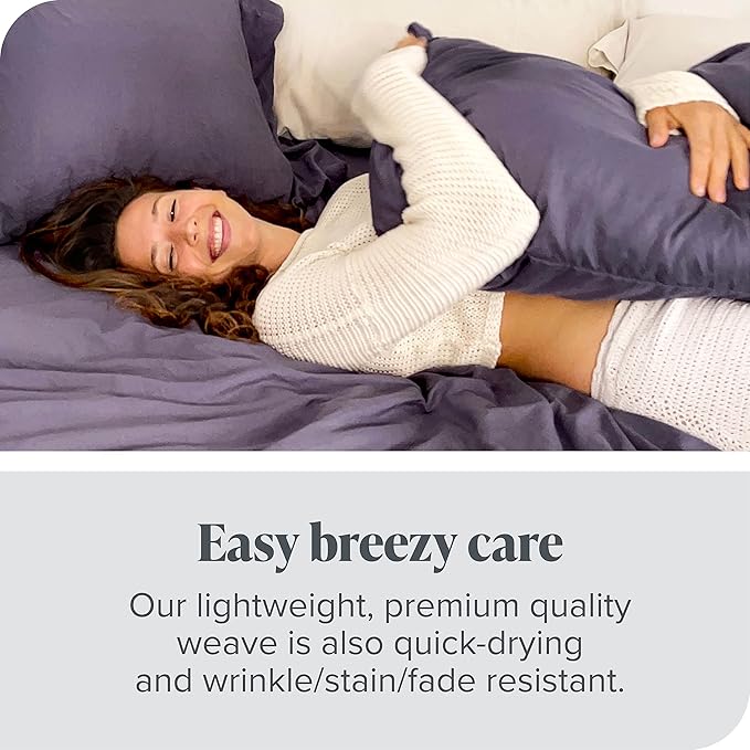 Bare Home Microfiber Bulk Pillow Cases - Standard/Queen Size Set of 4 - Cooling Pillowcases - Double Brushed - Emerald Pillowcases 4 Pack - Easy Care (Standard - 4 Pack, Emerald)